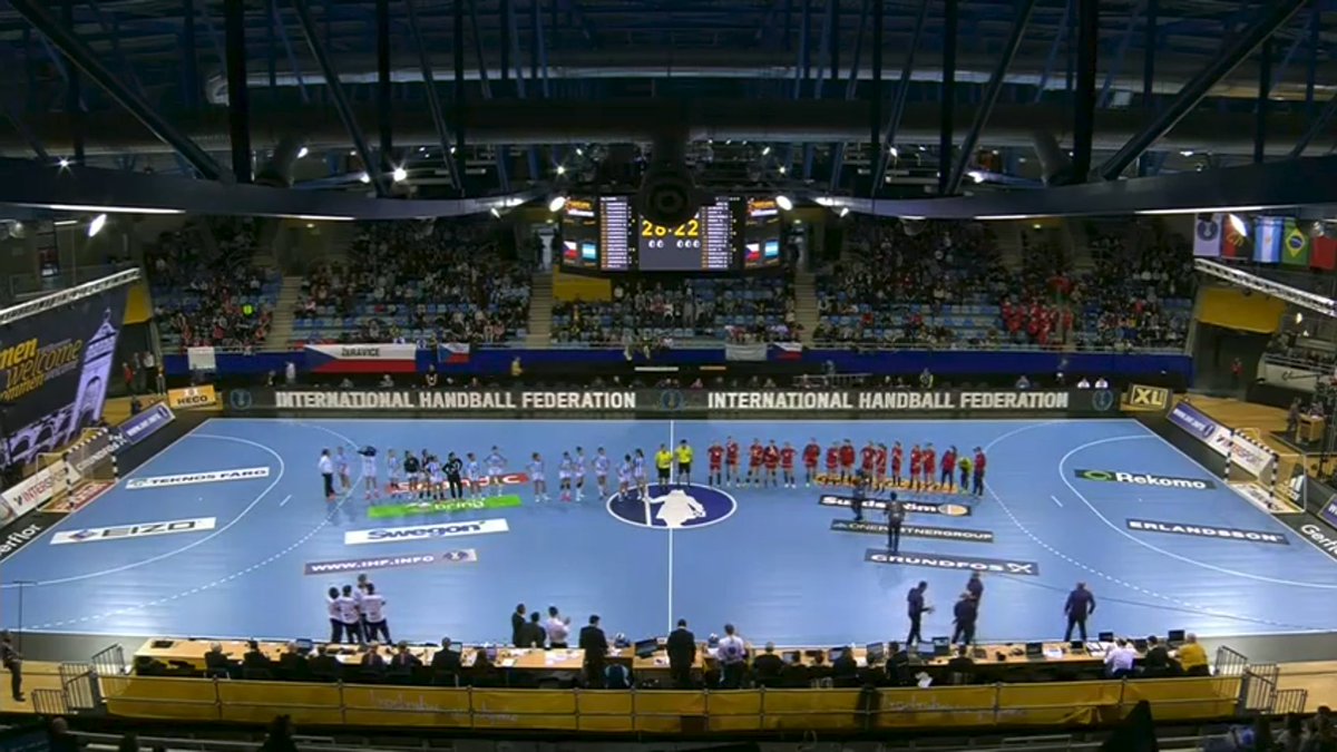BalonmanoBTP's tweet photo. #VamosLasPibas #HandballEnTyC 

Debut con 22-28 frente a República Checa. Buen segundo tiempo de @lagarrahb que no negocia la actitud, y eso vale oro.

Arrancó #simplywunderbar https://t.co/WKJYRmxEbi