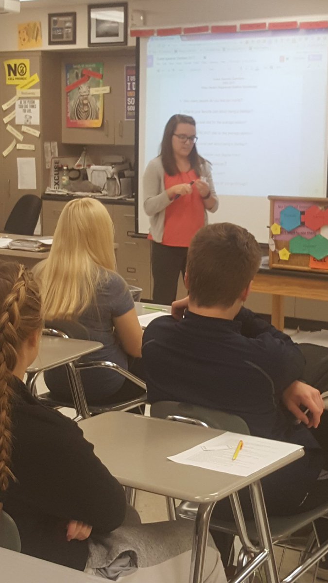 DHarman68's tweet photo. Haley Hester a RDN from DCH came to visit my BioMed class Friday to talk about Diabetes and the  importance of food intake. #WCSVision #washhs #washcommschools https://t.co/hNklnzR4tu