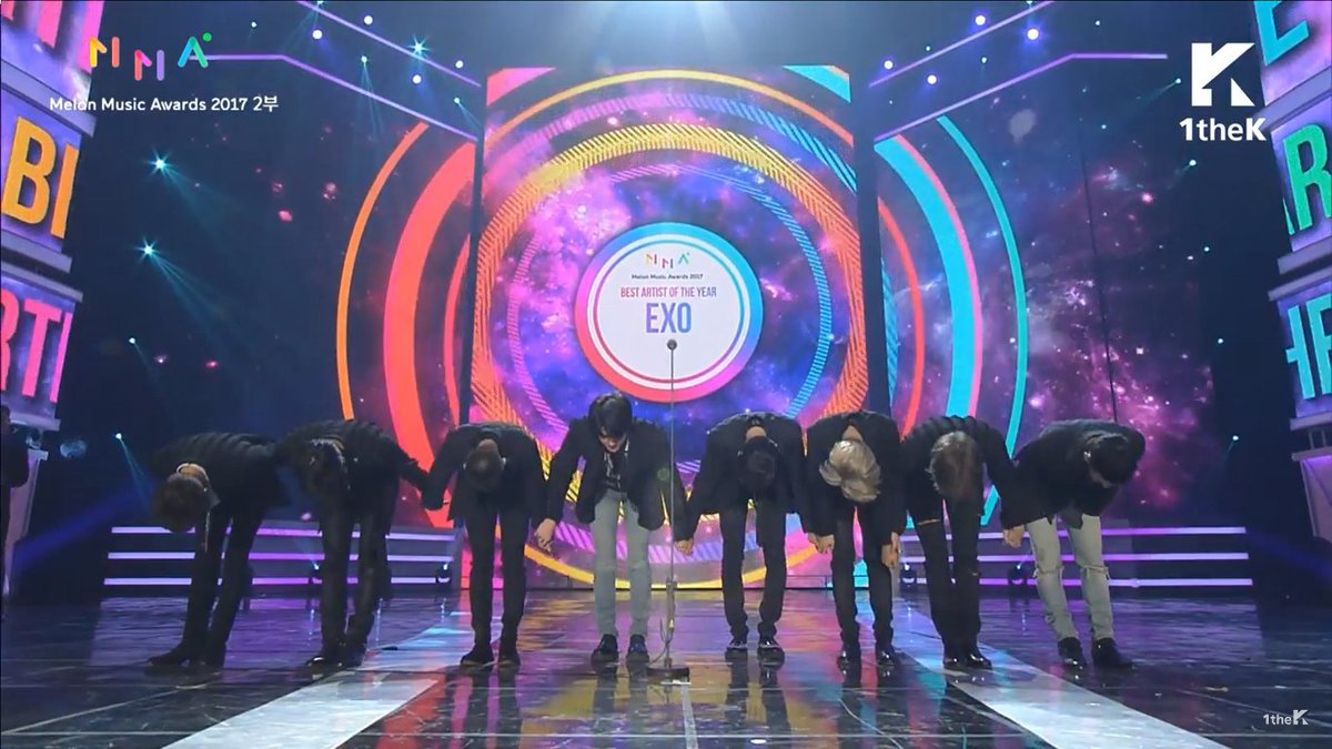EXO_INT's tweet photo. Awards @weareoneEXO won @ #MMA2017  

🏆 Top 10 
🏆 Best Rap/Hiphop (Chen X Dynamic Duo) 
🏆 Best Dance (Male) 
🏆 Netizen Choice 
🏆 Artist of the Year (DAESANG) 

Congratulations #EXO &amp; EXO-Ls 🎇🎉🎆
@EXOPhils @PHIXOVotingTeam https://t.co/7cK63wpbpI