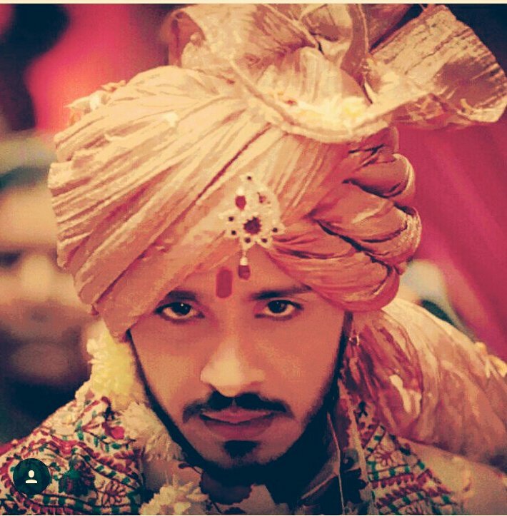 AyaKhan98's tweet photo. I vote ParamSingh for Ghulaam 
#TVPersonality2017
 
@SabrasRadio @BizAsia @8paramsingh https://t.co/bgeWPxcpyS