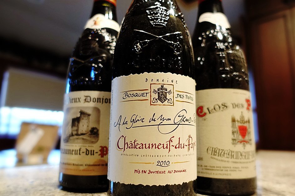 jebdunnuck's tweet photo. What to serve with classic roast chicken? Chateauneuf du Pape... '05 Vieux Donjon and Clos des Papes both in their drink window and beautiful... 2010 Bosquet des Papes young but gorgeously pure. #drinkingwell #loveit https://t.co/SkdwiB0Y4m https://t.co/3SmHU7cPGe
