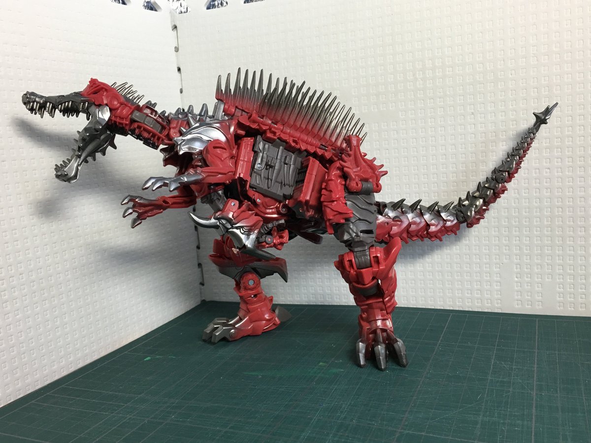 Uーとっと در توییتر 今年1番の玩具は何ですかですって 私は断然コイツですよー 食べられない方のスコーン こんなに動けて 変形出来て 再現度も高い 恐竜型ロボットの中でもかなりの良作 個人的には傑作と呼びたい一品 だと思います ベストトイ17