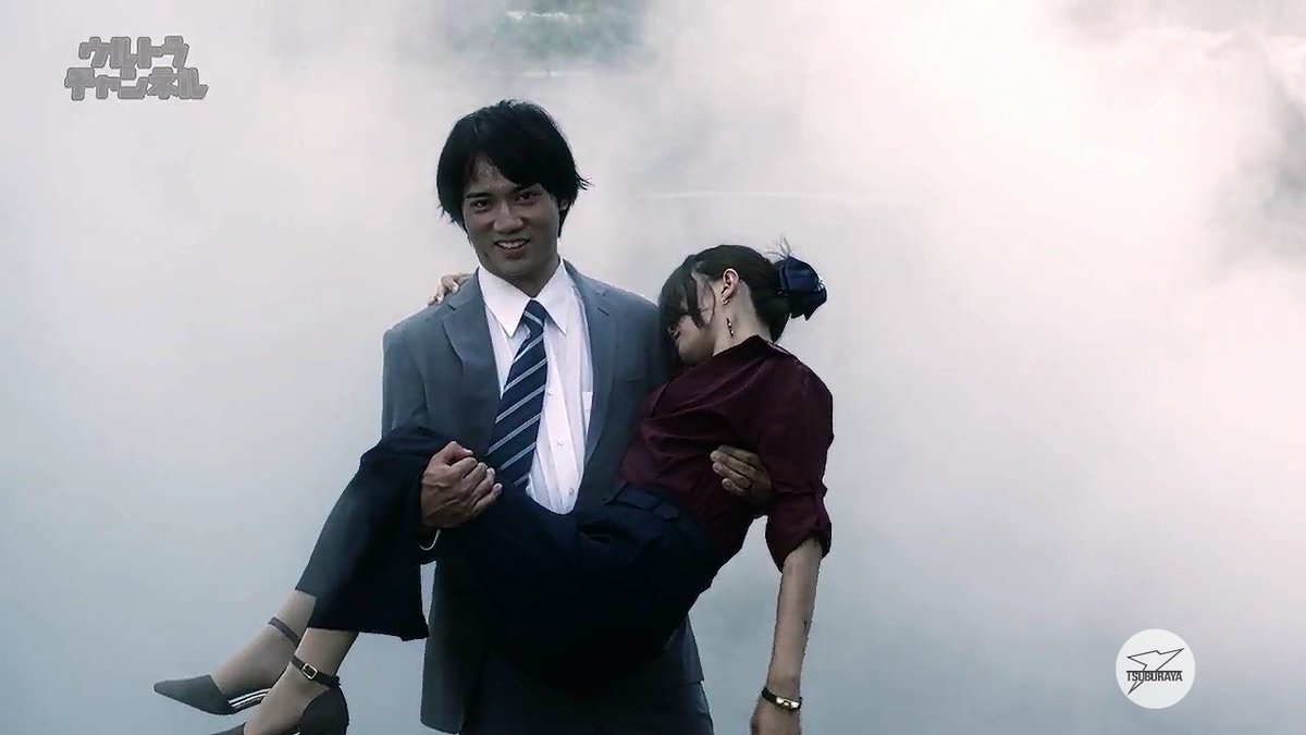 マルク お姫様だっこする特撮ヒーローにはドキドキしてしまうが 手の位置も気になるところ チェイスは絶対に指が胸に当たらないようにする紳士であった そもそも だーりおに胸がないというツッコミはなしで T Co Cmazxaro6w Twitter