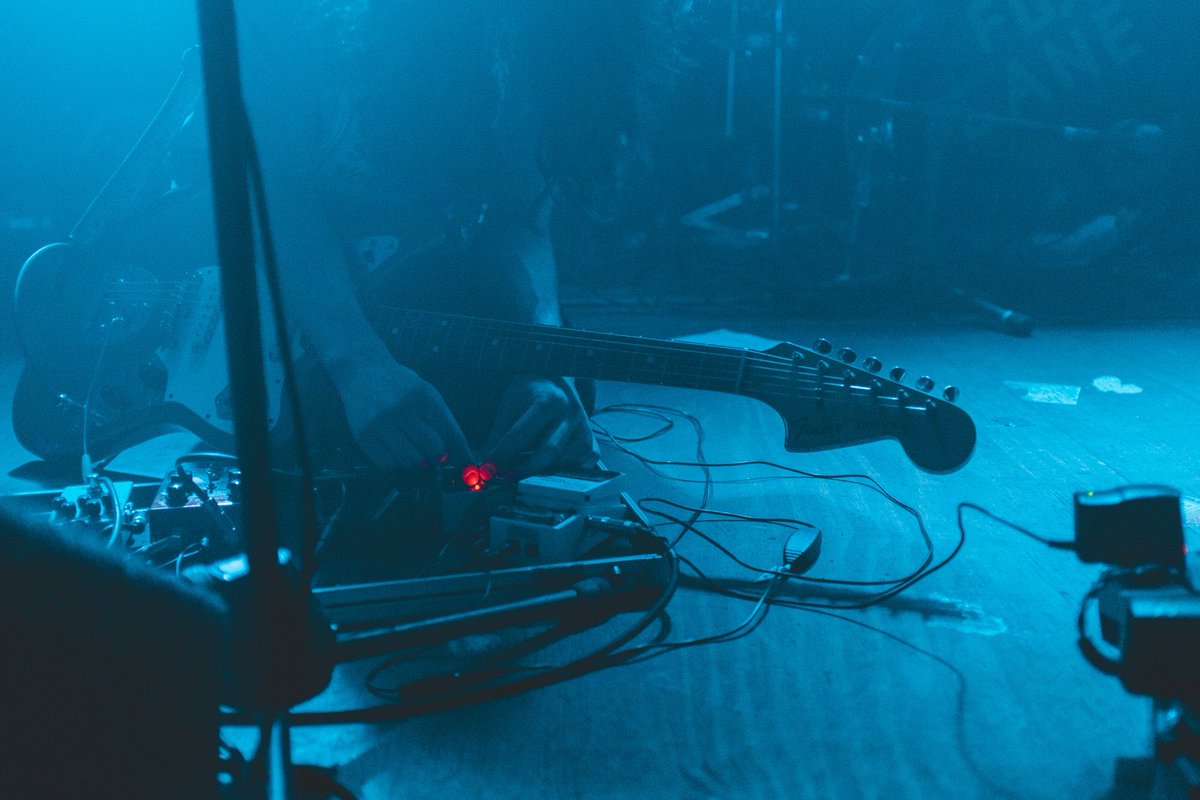 _violetmud's tweet photo. We're hibernating for winter to record our next EP. Speak soon x 
(📸 Mike Hirst from our show with our Dutch friends Foxlane in Nijmegen) https://t.co/N7G2jCaJzE
