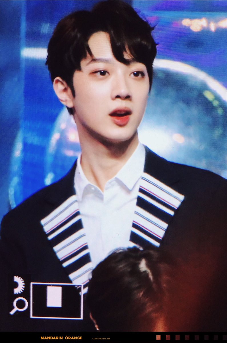 mandarin_010923's tweet photo. 171202 MMA #라이관린 https://t.co/SWyjhWqm8v