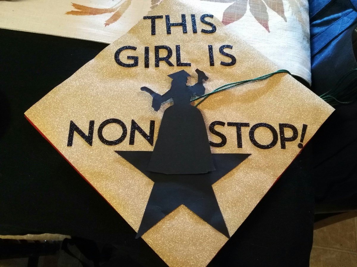 SirryGoil's tweet photo. @UNM I listened to a lot of Hamilton while finishing up my BS in Med Lab Sciences. #UNMCapOff https://t.co/l4UiLdY9on