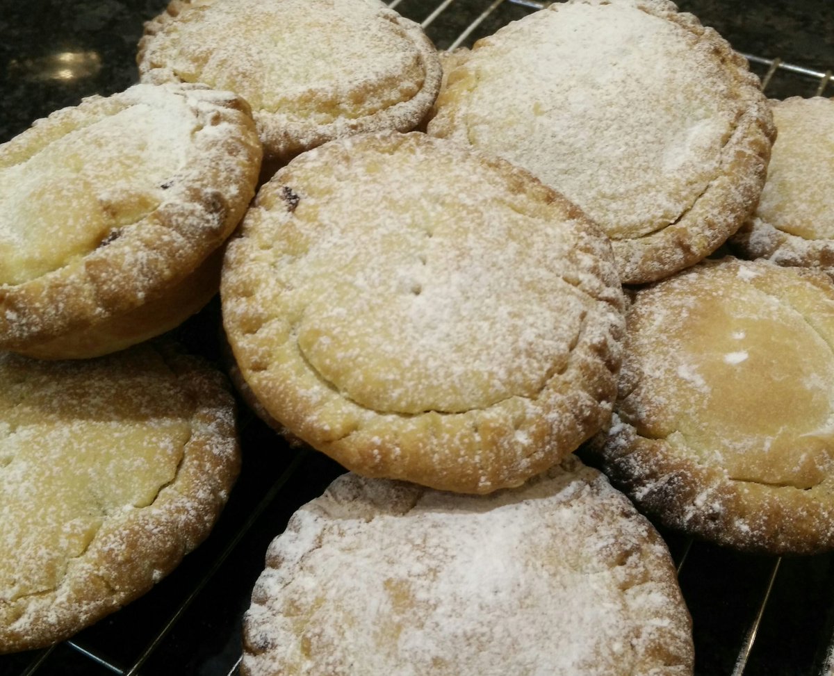 FamilyHeadChef's tweet photo. First ever attempt at Pastry and Mince Pies! No time to make the mincemeat from scratch so @AldiUK to the rescue! So although they may not look great they taste delicious! https://t.co/tZw11Y7DRg