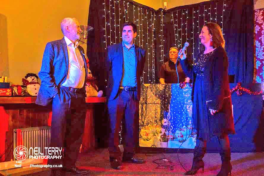 Wonderful to welcome <a href="/jeremycorbyn/">Jeremy Corbyn</a> to East #Leeds last night, where he joined us at Barnbow in Crossgates for <a href="/EastLeedsLabour/">East Leeds Labour</a> Christmas Social.
