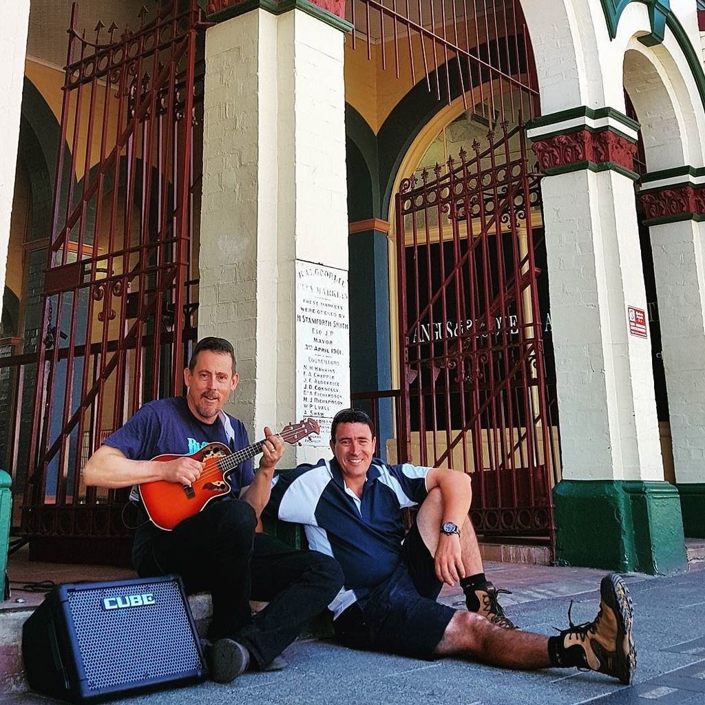 e13arts's tweet photo. Check out these chilled dudes!
🎸 @emvlatko
#E13arts #busking #kalgoorlie #cbd #welovekb #kalgoorlieboulder https://t.co/TkI6B3wz2d https://t.co/GPkG0P3bKX