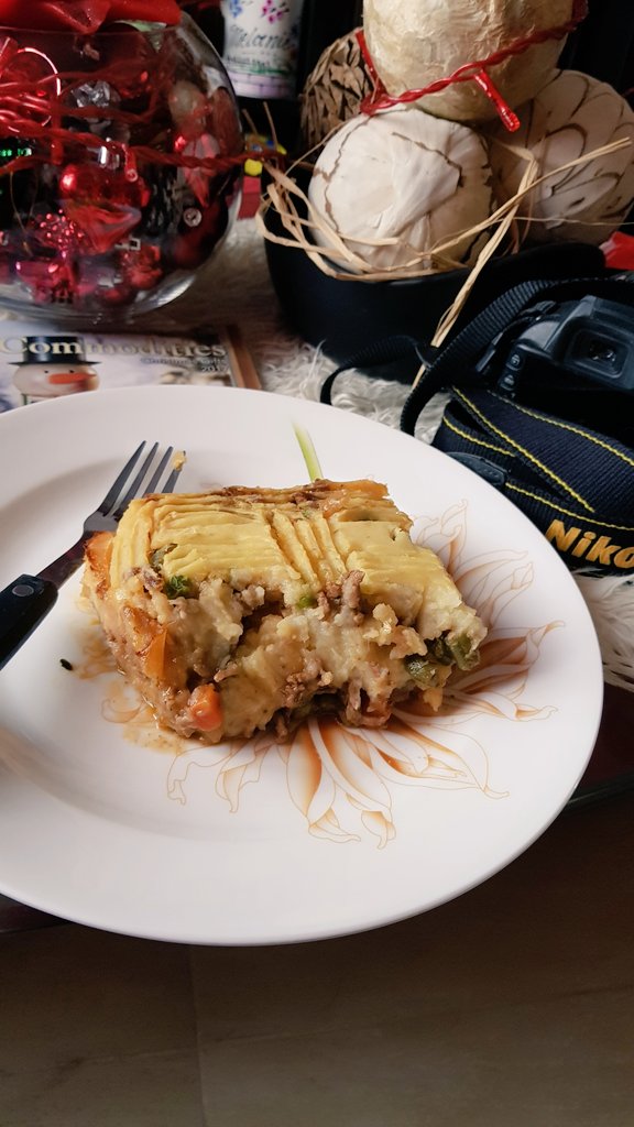 drewmeldoeslife's tweet photo. #mrschef #shepherdspie #foodie #foodpics #foodlovers #FoodForTheSoul #bonapettite #mrshildebrandtkitchendiary https://t.co/VH3kMsEjxO