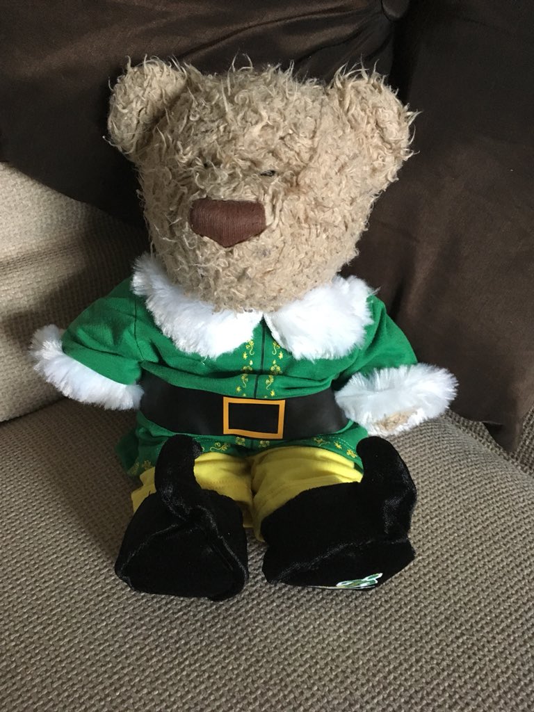 MrFrankieBear's tweet photo. @XmasElf #didsomeonesaychristmas #itsthemostwonderfultimeoftheyear #santaiknowhim #contenderready https://t.co/uWuzLmPfZD