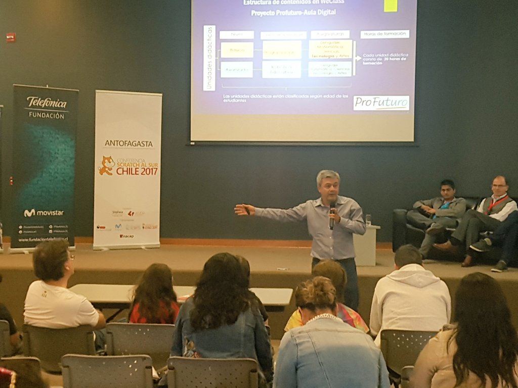 paticanales's tweet photo. @FTelefonica_CL en su 2ºdía de Conferencia @Scratchalsur Antofagasta.. Seguimos aprendiendo sobre #programacion y #educacion @ucorplab https://t.co/33WOHTJBV1