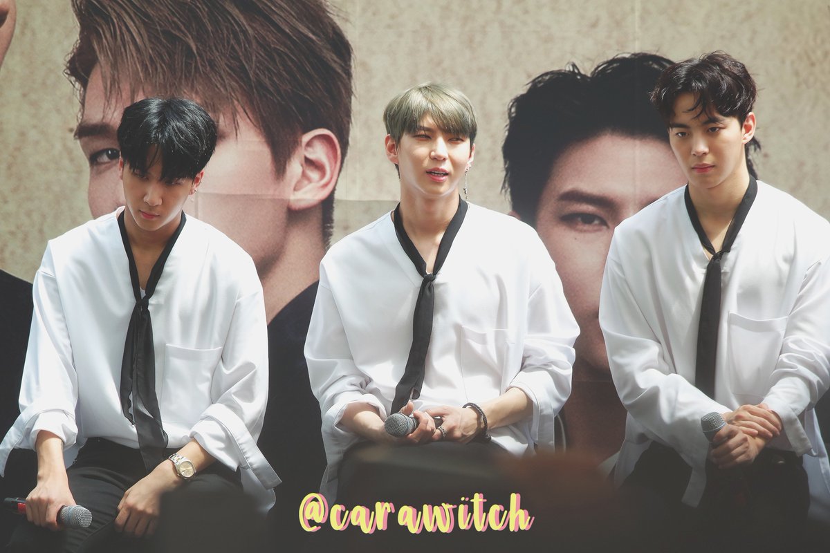 CARAWITCH's tweet photo. [ HD ; no crop ; no edit ; repost ok with credit ]

VIXX SHANGRI-LA IN SINGAPORE PRESS CONFERENCE.

[ #vixxinsg #vixxinsingapore #ShangriLainSG #n #hakyeon #차학연 #leo #taekwoon #정택운 #ken #jaehwan #이재환 #ravi #wonsik #김원식 #hongbin #이홍빈 #hyuk #sanghyuk #한상혁 ] https://t.co/8TjSZ1bw1Y