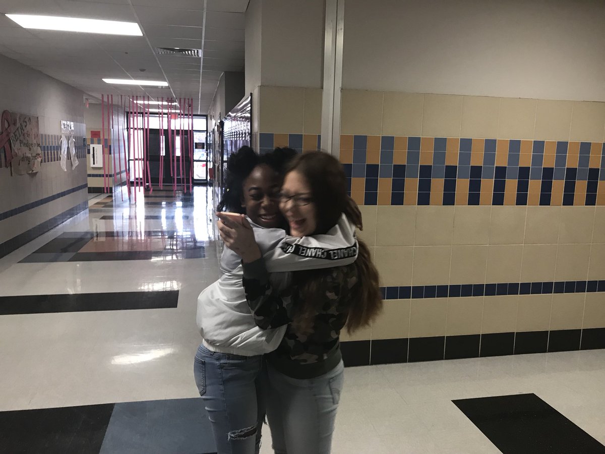 TmeCounselor's tweet photo. @RISDcounselors @Apollo_JH Friendships happen at Apollo’s Mighty Panther Camp #cantstopRISD https://t.co/NWURlwbZkX