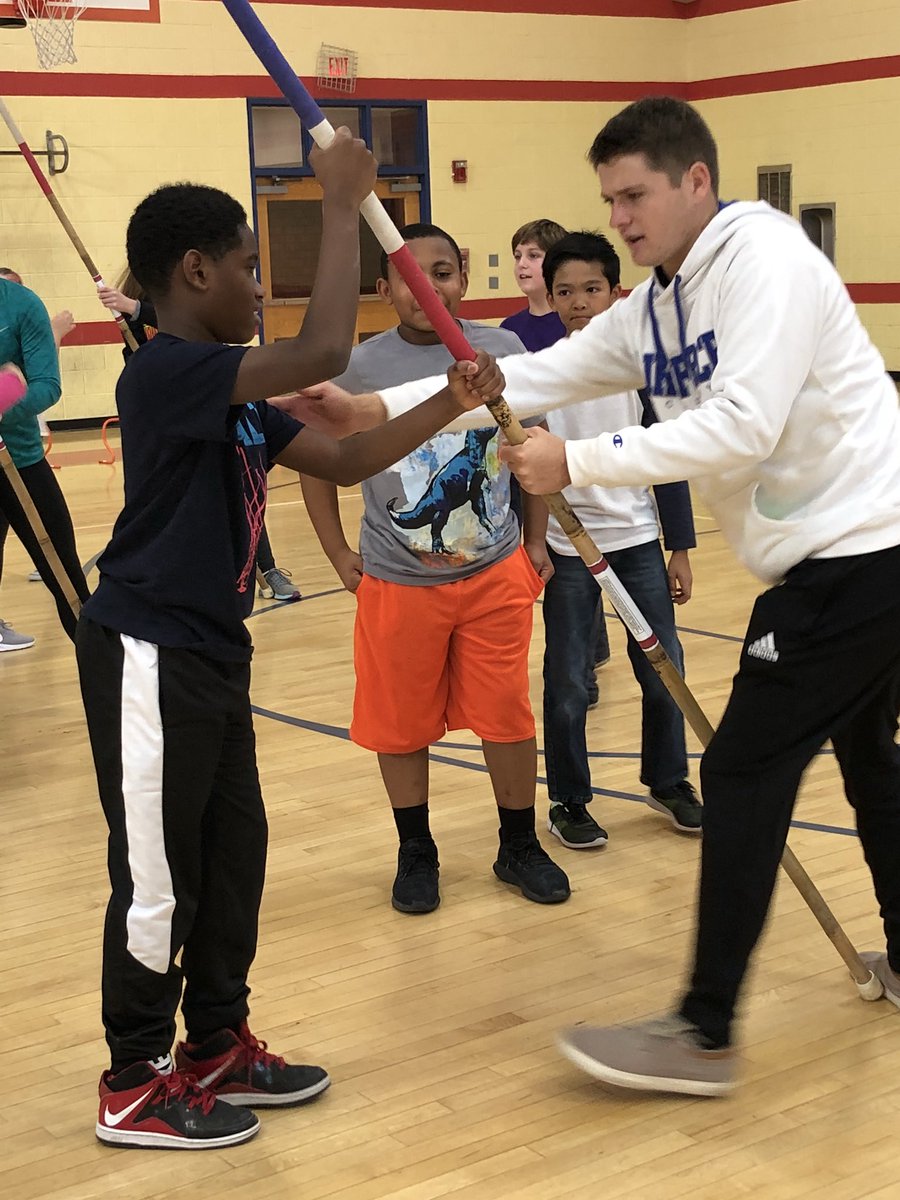 MsNewell7's tweet photo. Stick Jumping comes to the @johnfryanschool @tpsdistrict #physedclass #stickjumping https://t.co/ojv1w25ZOv