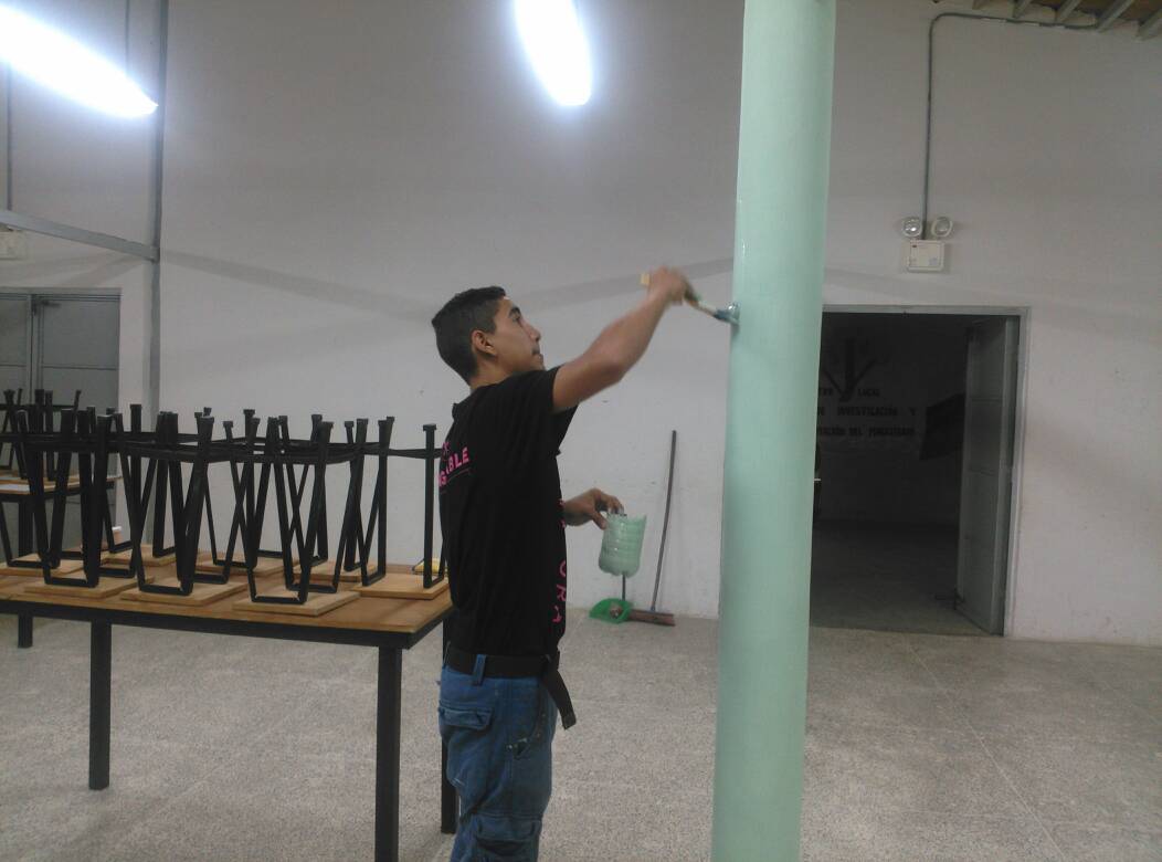 migda_01's tweet photo. Trabajos voluntarios Mision Ribas En la ciudad socialista Ali primera tamaca Municipio Iribarren estudiantes de las Cohortes. Seguimos venciendo ❤🇻🇪❤ #EstaEsMiEscuela @JauaMiranda @Carlospa36 https://t.co/lFLKeBR1oM