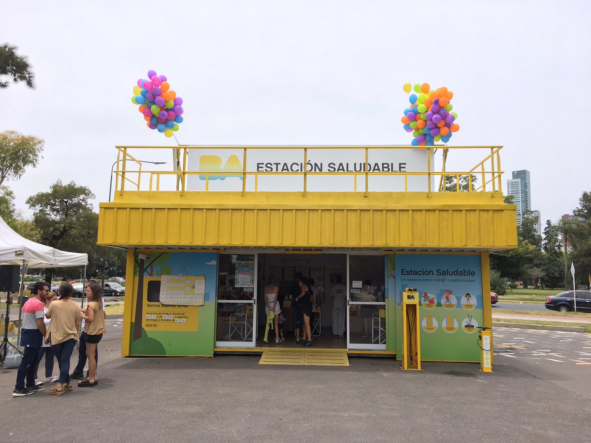 Mayores_BA's tweet photo. 🎂 ¡Arrancó el cumpleaños de las Estaciones Saludables! 🎂

Te esperamos hasta las 19h en el Rosedal (Av. Iraola y Av. Sarmiento) para pasar juntos una tarde distinta.

¡No te lo pierdas!

#5AñosEstaciones #BASaludable https://t.co/YmZuZVSLeq