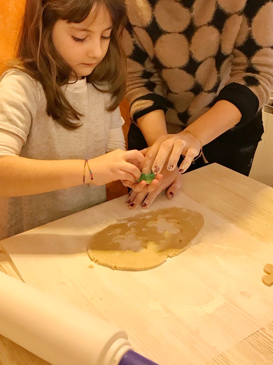 Siamo in piena atmosfera natalizia con i ginger bread da Dolci Pensieri con <a href="/foodora_ita/">foodora.it</a> #cipensafoodora #dolcipensieri
