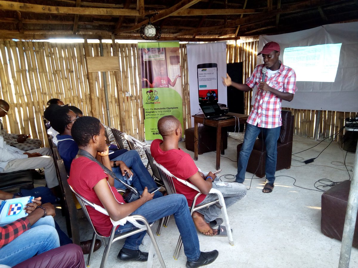 onlinehubng's tweet photo. The 1st Edition of Abeokuta Technology Innovation Roundtable #ATIR #ATIR17 hosted by @OnlineHubNG is LIVE now. Great ideas being discussed right here at @wokcityng Garden, Oke-Ilewo. May our Ecosystem in Abeokuta be better for this.
#Abeokuta #Tech #Ecosystem https://t.co/phRR5YoaYO