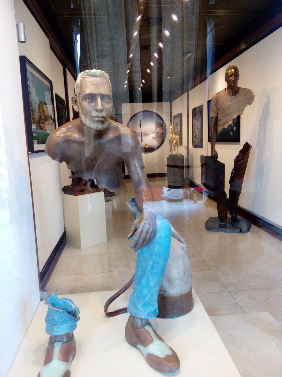 Marcellinav's tweet image. "Beauty is being in harmony with what you are" # Peter Nivio Zarlengarn