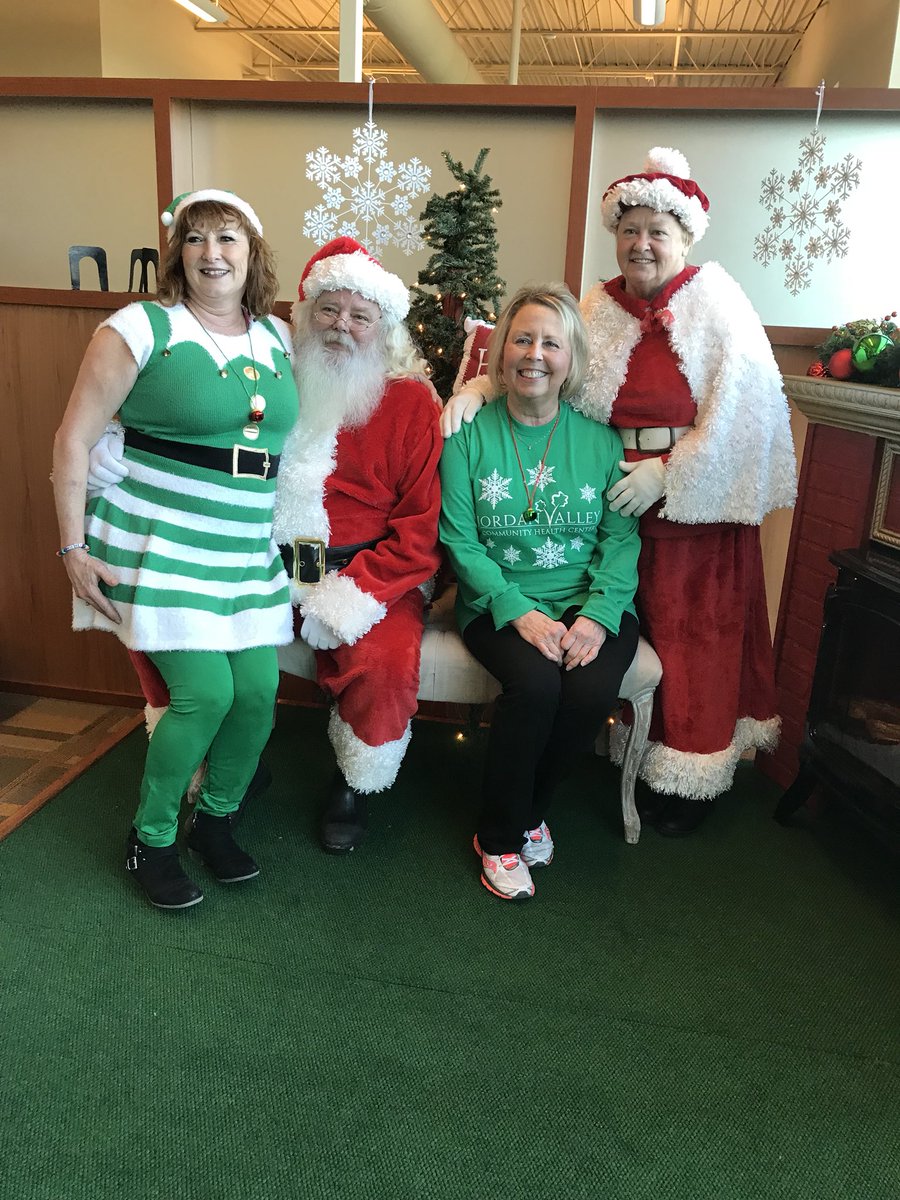 Eaton1Michael's tweet photo. Christmas @JordanValleyCHC https://t.co/E6MMOItjSK