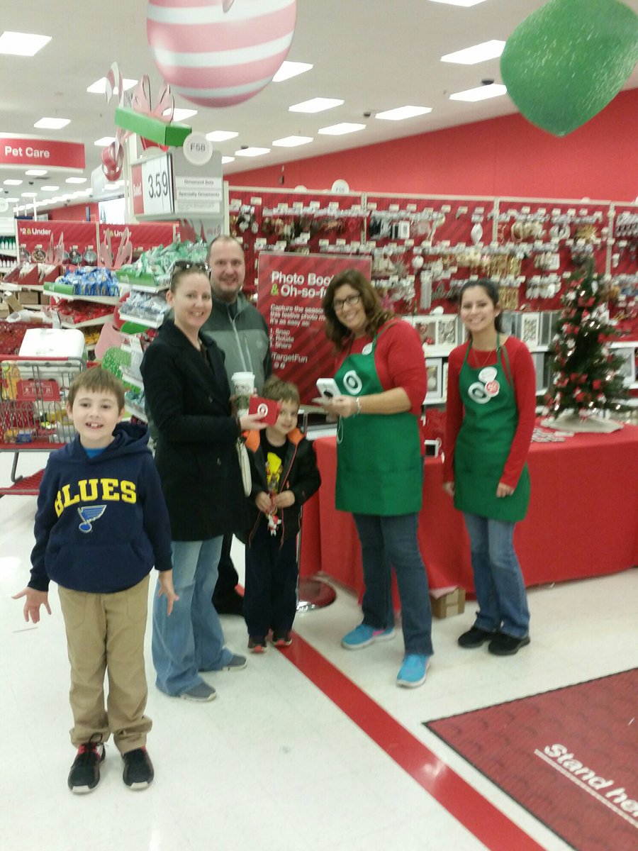 733 is ready to snap the fun!!!!