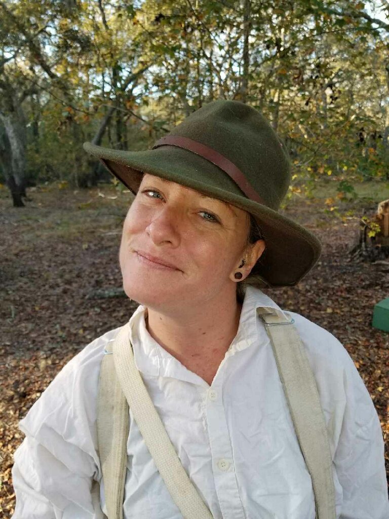 FaythOnFire's tweet photo. How your Fayth rolls...as a man fighting beside the men! #crossdresser #civilwar #reenacter #1860's #ladyreenacter #myhobby #itchypants https://t.co/7hXT4oCnns