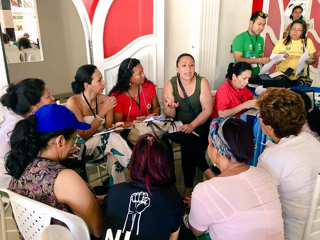 SwedeninCOL's tweet photo. @SwedeninCOL junto con @MAPPOEA respaldamos las mujeres comunales de todo Colombia para que sus voces se fortalezcan y la participación de mujeres incremente #MujeresComunalesParticipan  #SueciaSocioSostenible #EqualityMakesSense https://t.co/wbD7CQIYr2