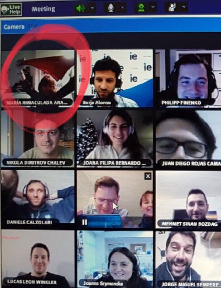 IgnacioAramen's tweet photo. La mejor alumna que jamás ha tenido el @IEbusiness, @MariaAramendia, celebrando su última videoconferencia del #MBA al estilo puro pamplones, pañuelico rojo en alto #Navarra #talento #España #empresa https://t.co/LEOe8cEydY