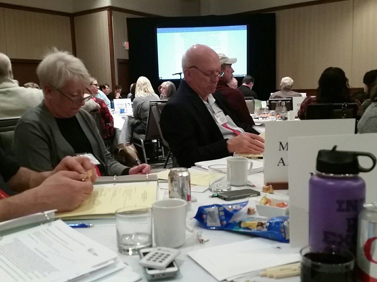 jodisapp_66's tweet photo. areas 4, 5, 6 listening to discussion at DA. https://t.co/Mqsd6lylih