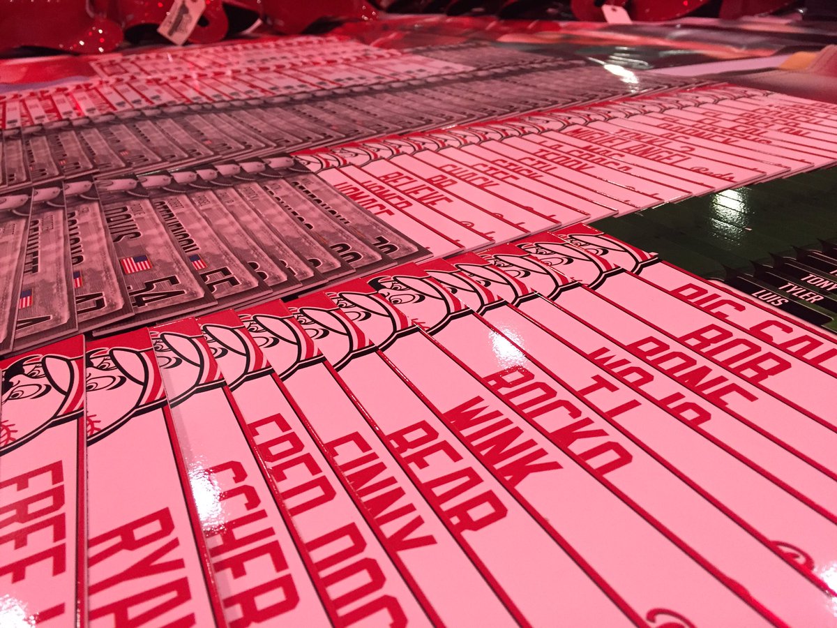 RedsAuthentics's tweet photo. We'll be rolling out a new round of discounts in the #RedsAuthentics booth at noon. 

Get ready for some great deals on @Reds memorabilia! https://t.co/m5tvuzh4sF