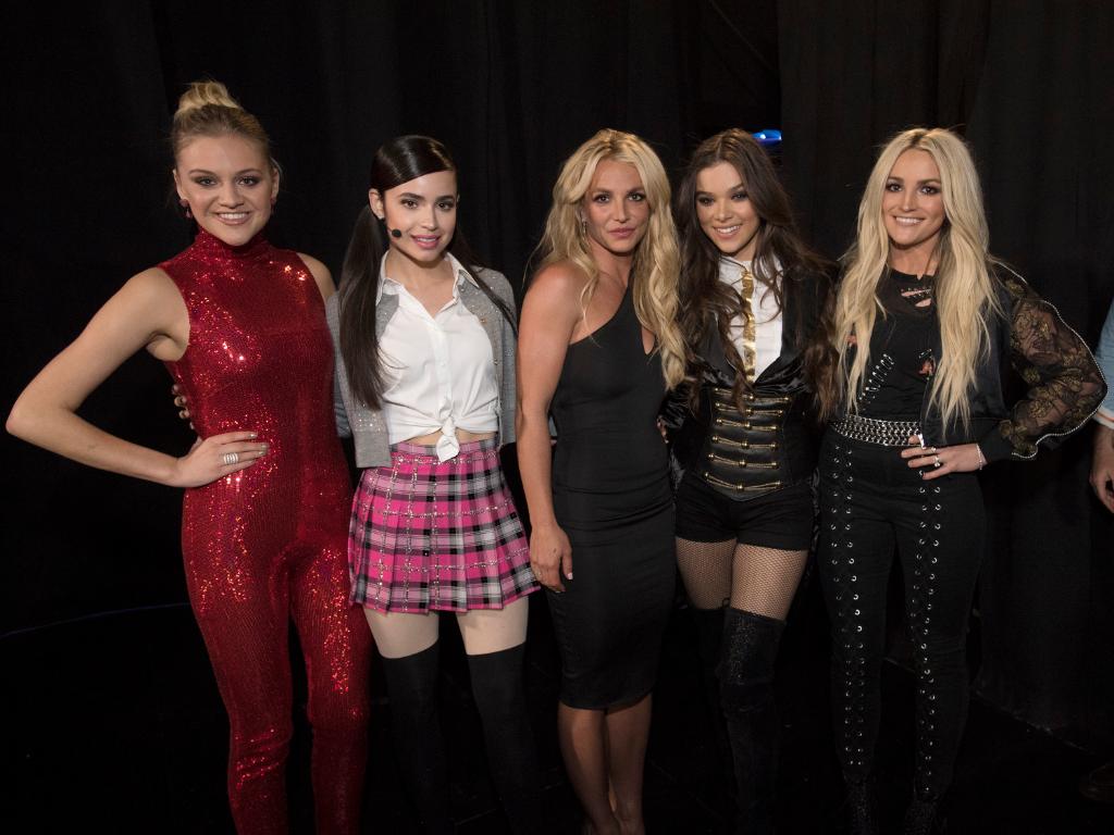 RADIO DISNEY tweet media