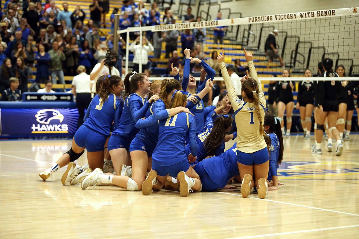 SMCHSVolleyball's tweet photo. Waking up this morning as Division 1 California State Champions https://t.co/bnQFoClFeF
