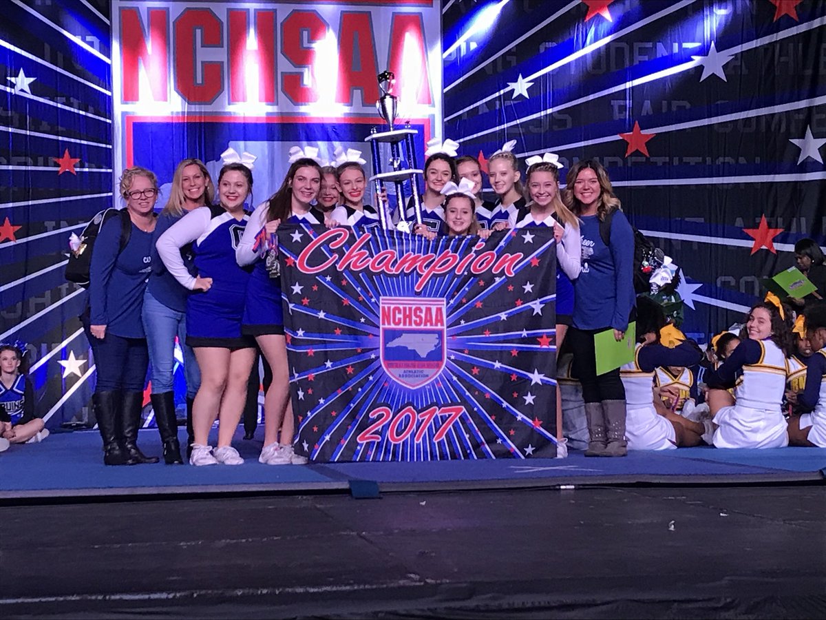 NCHSAA's tweet photo. First Session of JV awards! Congratulations! #NCHSAACHEER https://t.co/dnHbFu8THV