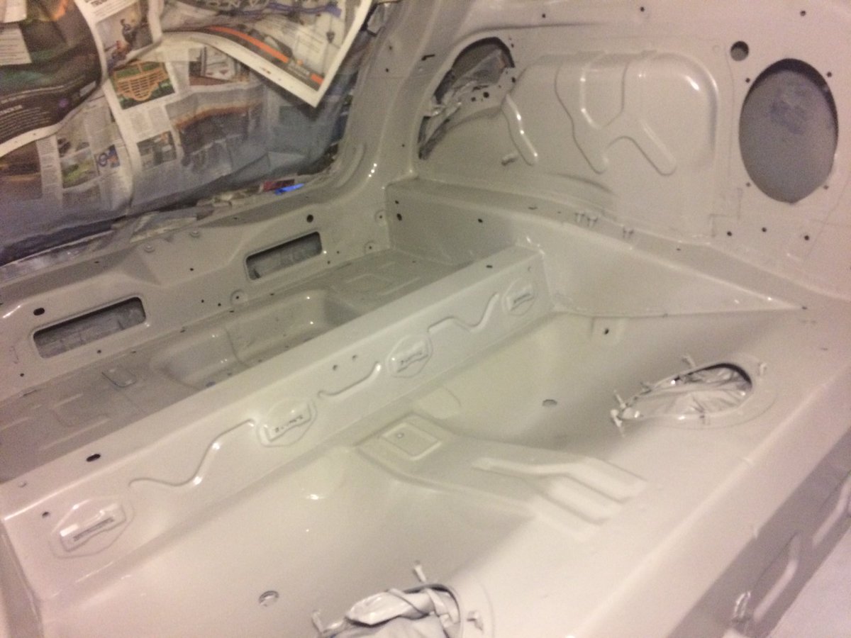thriveracing's tweet image. With the season over the preparation for next year has started. Whilst I'm still looking for a suitable donor R53 at the right price I've started on some of the other bits. First up was tidying the rear wiring loom, removing the seam sealant and repainting. @rnrmcrt