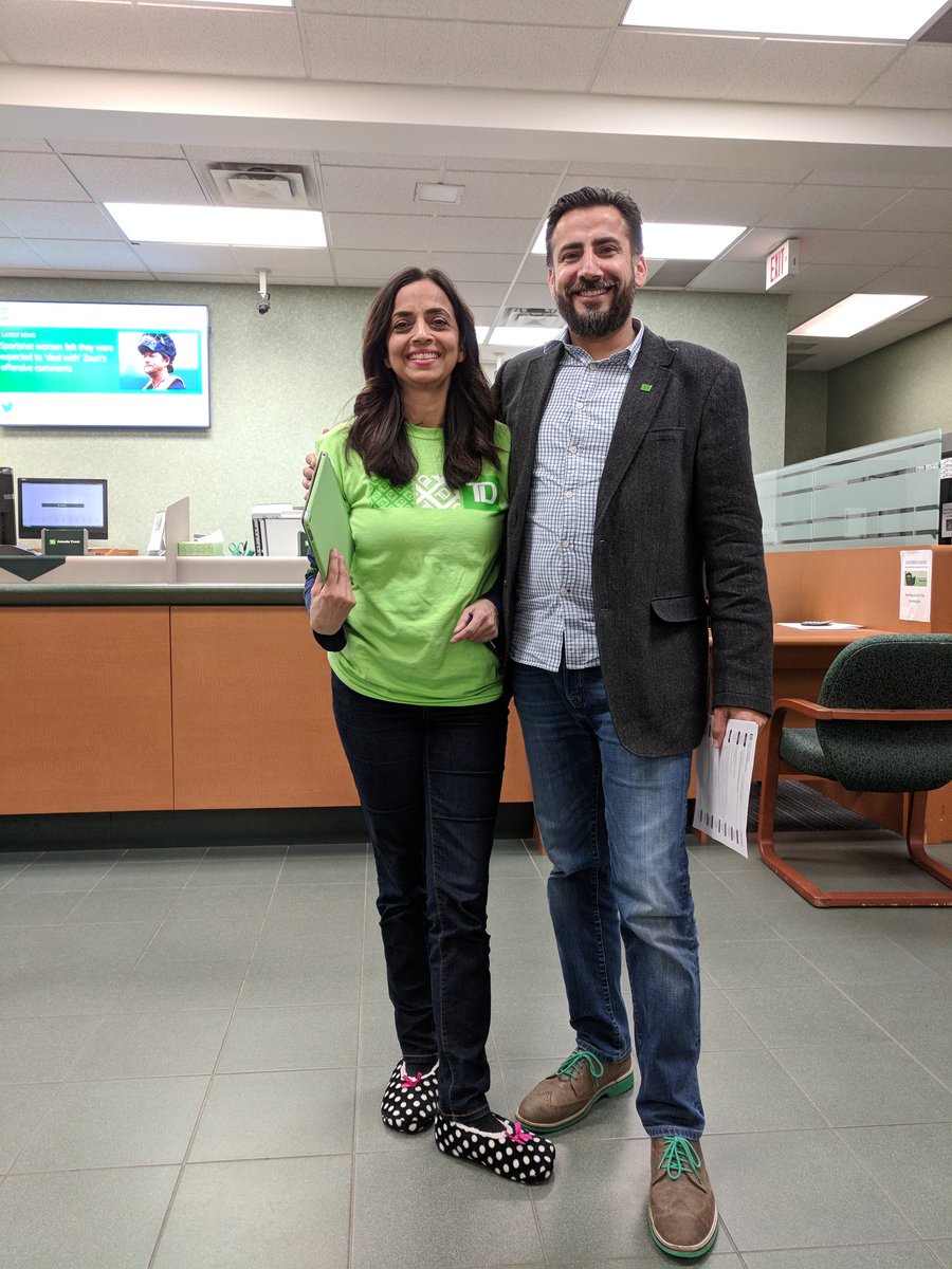 chahal78's tweet photo. Comfortable shoes competition... clearly I wasn't the winner.... #fridayfun #deltalions #TD #Team9080 https://t.co/S1Rf7IsgDM