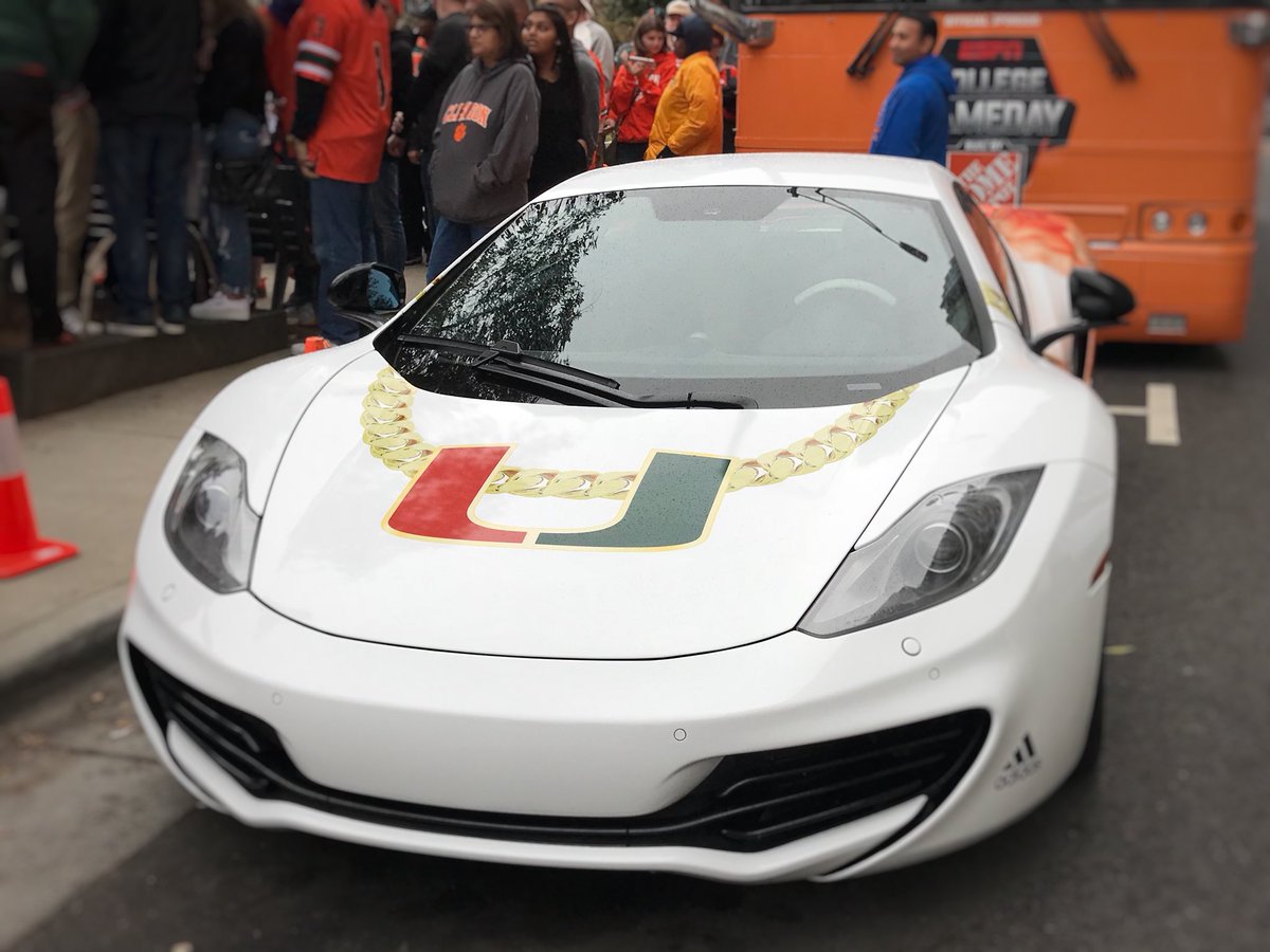 MiamiHurricanes's tweet photo. Turnover chain + McLaren = The Dopest Vehicle in the History of Mankind https://t.co/GxMzYXT2c7