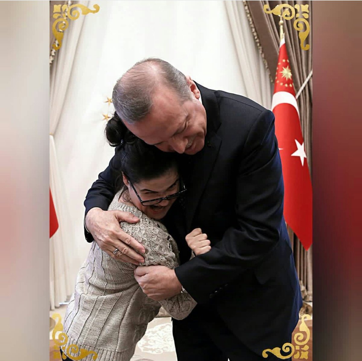 Sevgi varsa, engel yoktur! 🌹🌹

#3AralıkDünyaEngellilerGünü