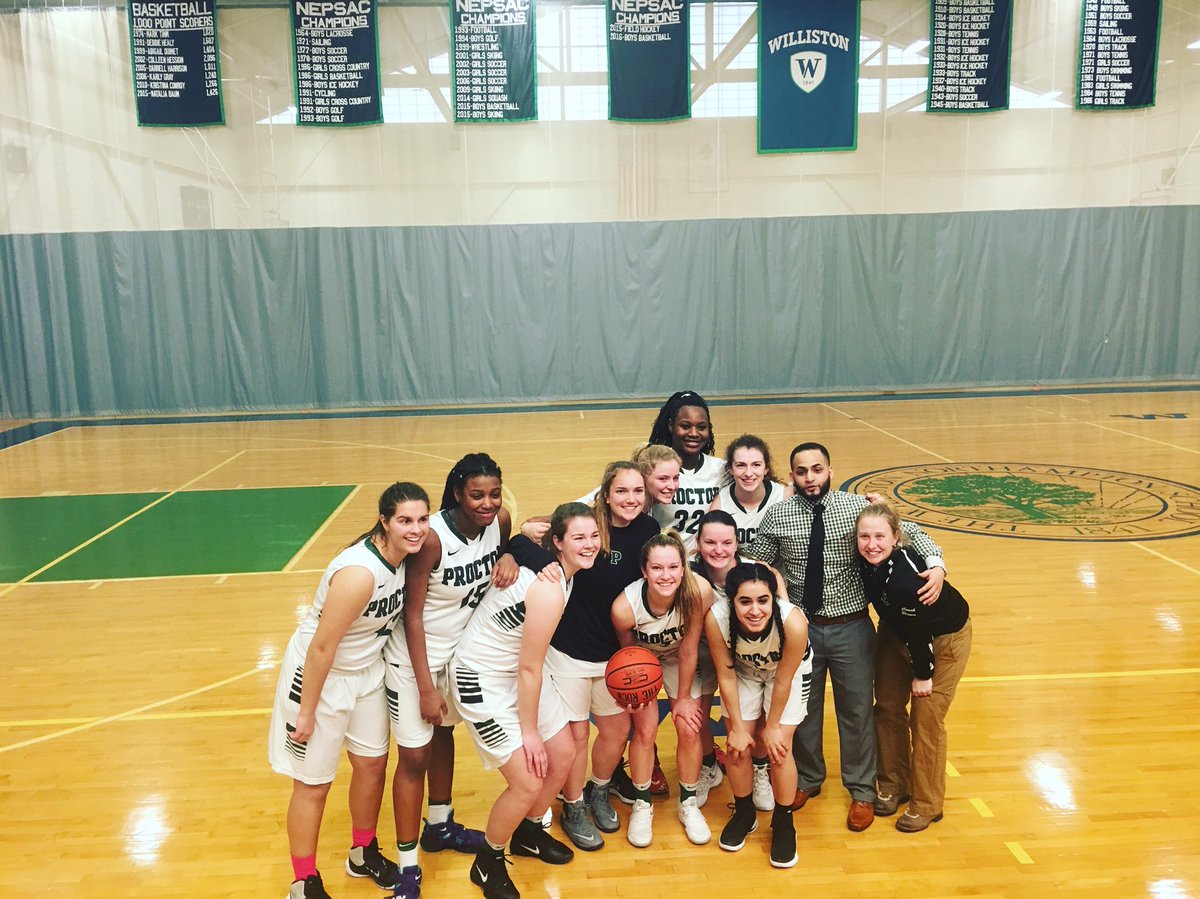 amandatorres_2's tweet photo. Good luck to all my PA babies on the first game of the season!! Bring home that trophy!! 💕 https://t.co/NVp4vk2Qtx