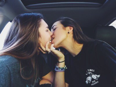 lgbtsinlove's tweet photo. https://t.co/AKELQg8OrW