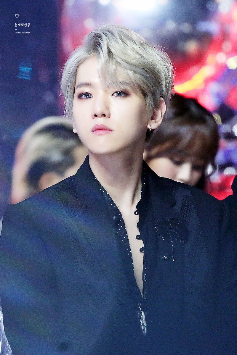 knockknock0408's tweet photo. [HQ] 171202 BAEKHYUN cr.현재백현중
https://t.co/jjMYTmQb7U
https://t.co/64yZOULpN2 https://t.co/AuQDLHAHe4