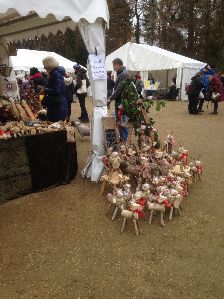Amazing day at <a href="/NewForestXmas/">New Forest Xmas Fair</a> We do it all again tomorrow! 10-4 <a href="/exburygardens/">Exbury Gardens & Steam Railway</a> <a href="/pignpickles/">Pig 'n' Pickles</a> @Pigshedwood <a href="/Howatshives/">John and Jenny Howat</a> @AppetiteKitchen <a href="/dogdelights/">Dorset Dog Delights</a> <a href="/LyburnCheese/">Lyburn Cheese</a>