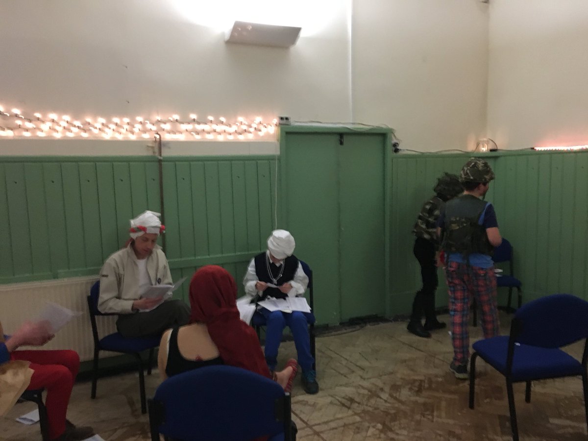 31stBathScouts's tweet photo. The Scouts have started a murder mystery evening with magic, intrigue and suspicion! #ArabianNights #whodunnit #murdermystery #iscout #bestsleepover https://t.co/kKGWYvZXyM