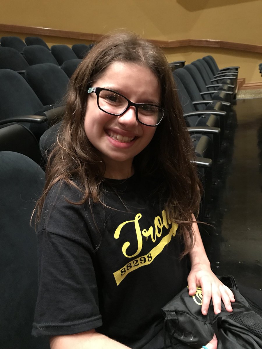 tiffanylutz0's tweet photo. Critics Choice winner Chelsea Hellman preps for tonight’s Awards Ceremony Performance! #solomusical #troupe88298 #mstheatre @NBFineArts https://t.co/B80hT2k5tE