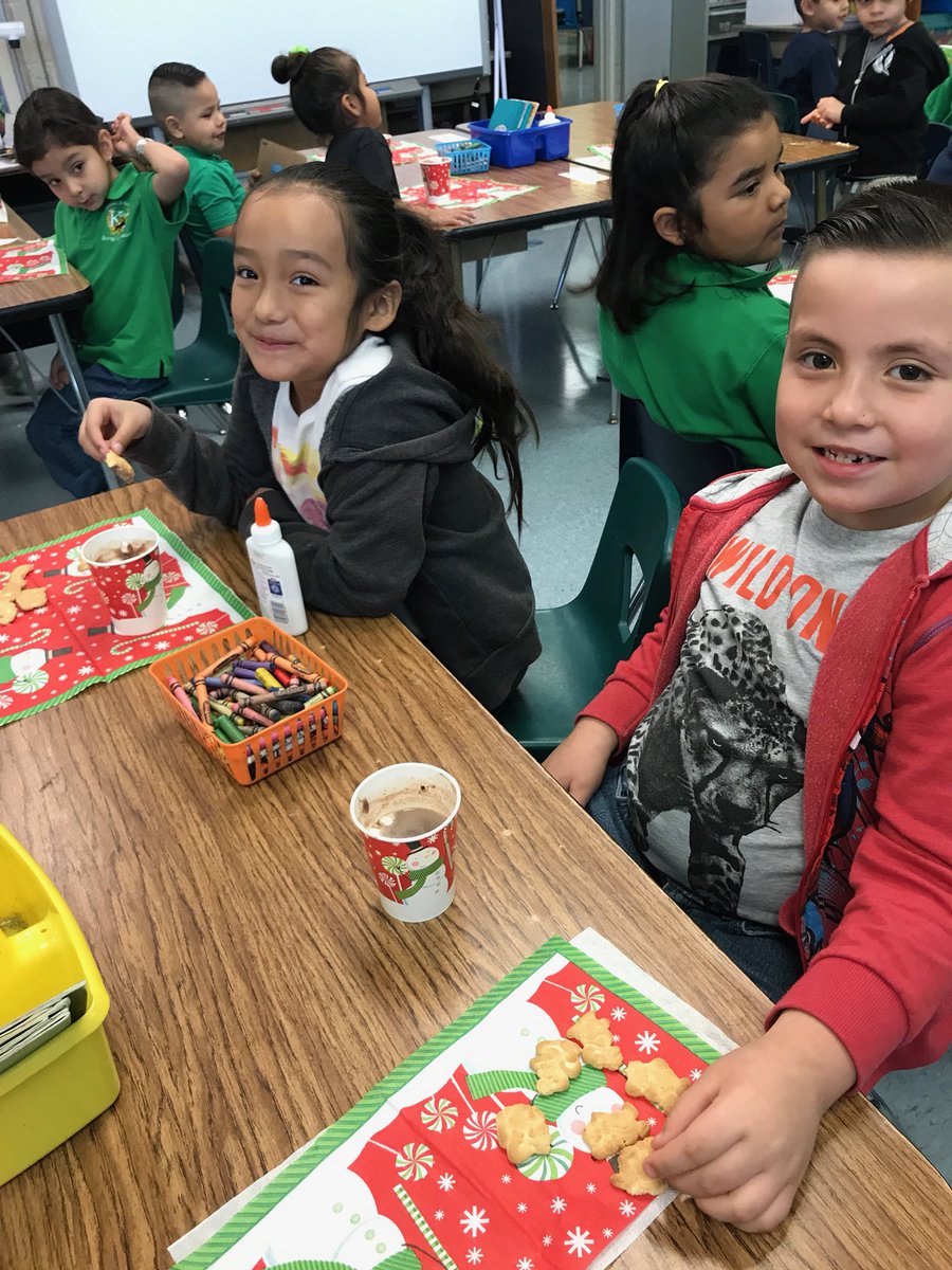 KelloggPUSD's tweet photo. C is for cookies and cocoa #MathAndLanguageArts #MsHandley’sKinderClass #Making6 @PomonaUnified https://t.co/Zd8PFr9QXu
