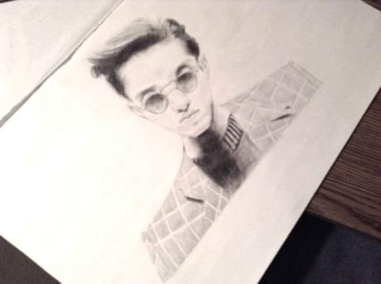 BirdiePaint's tweet photo. A sketch of zion i recently did.
love his music also.

#ziont #kpop #drawing #sketch #art #popculture #cute #men https://t.co/J6YBZ9Y4Mp