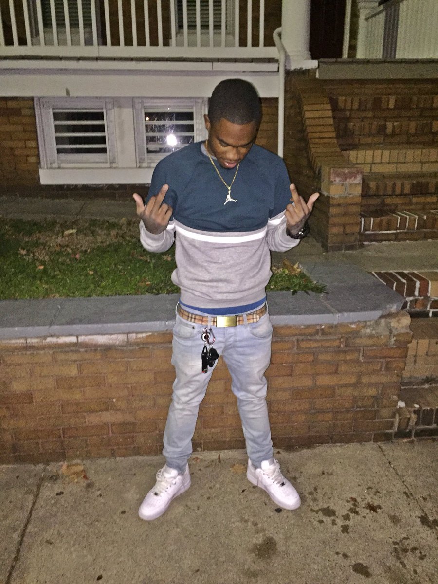 ___Dopeboy's tweet photo. No Days off Them Papers stay on my Mind ✨ https://t.co/h3XoSZHF4p