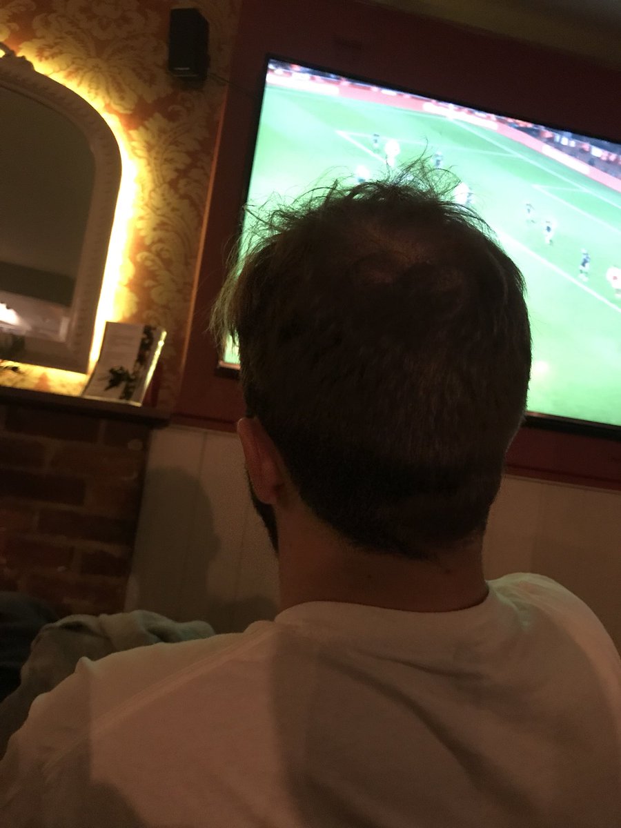 beeritter's tweet photo. @Callelujah  I wish your head was smaller https://t.co/KQLBmwkWiS