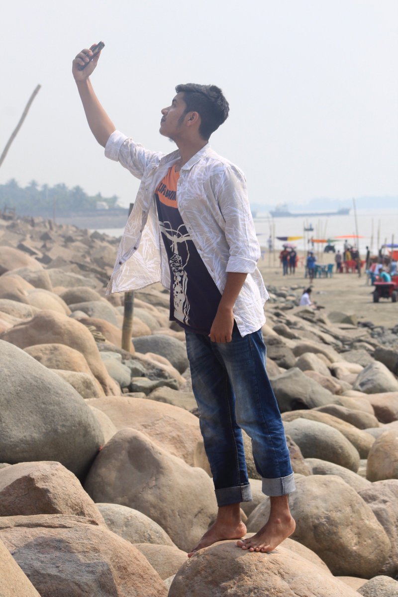 abu_loskar's tweet photo. #selfi๐ฑ
#without_edit https://t.co/LHIxYGwQar