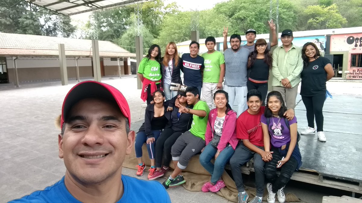 cdklerma's tweet photo. Terminando el ciclo con los chicos del taller de defensa personal y lucha libre, https://t.co/uPW9rG09xe